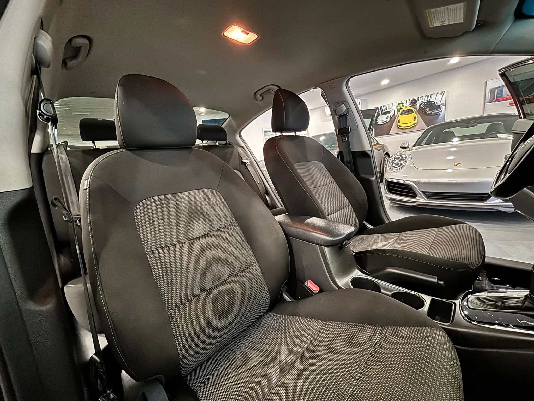 Used 2017 Kia Forte LX FWD image 17