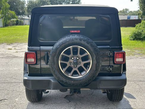 Used 2021 Jeep Wrangler Unlimited Sport AWD/4WD image 14