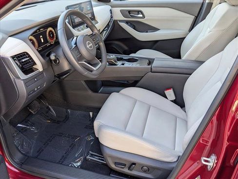 Used 2024 Nissan Rogue SL w/ SL Premium Package image 17