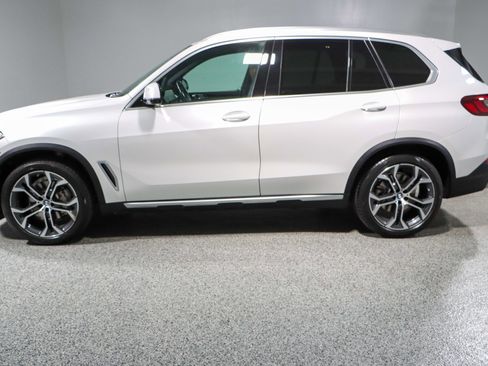 Used 2022 BMW X5 sDrive40i w/ Premium Package image 10