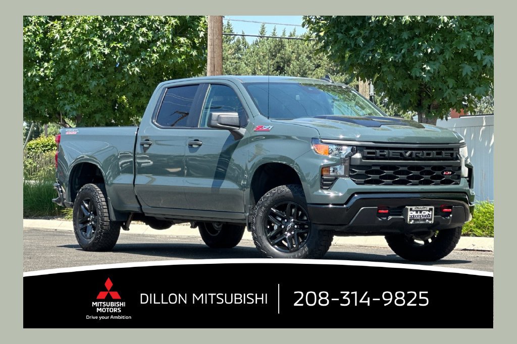 Used 2025 Chevrolet Silverado 1500 Custom Trail Boss AWD/4WD 360° Tour