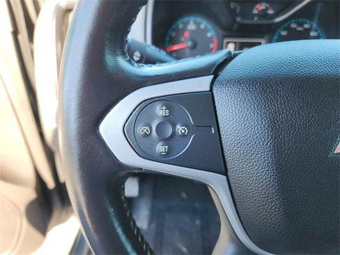 Used 2015 Chevrolet Colorado LT w/ LT Convenience Package image 30