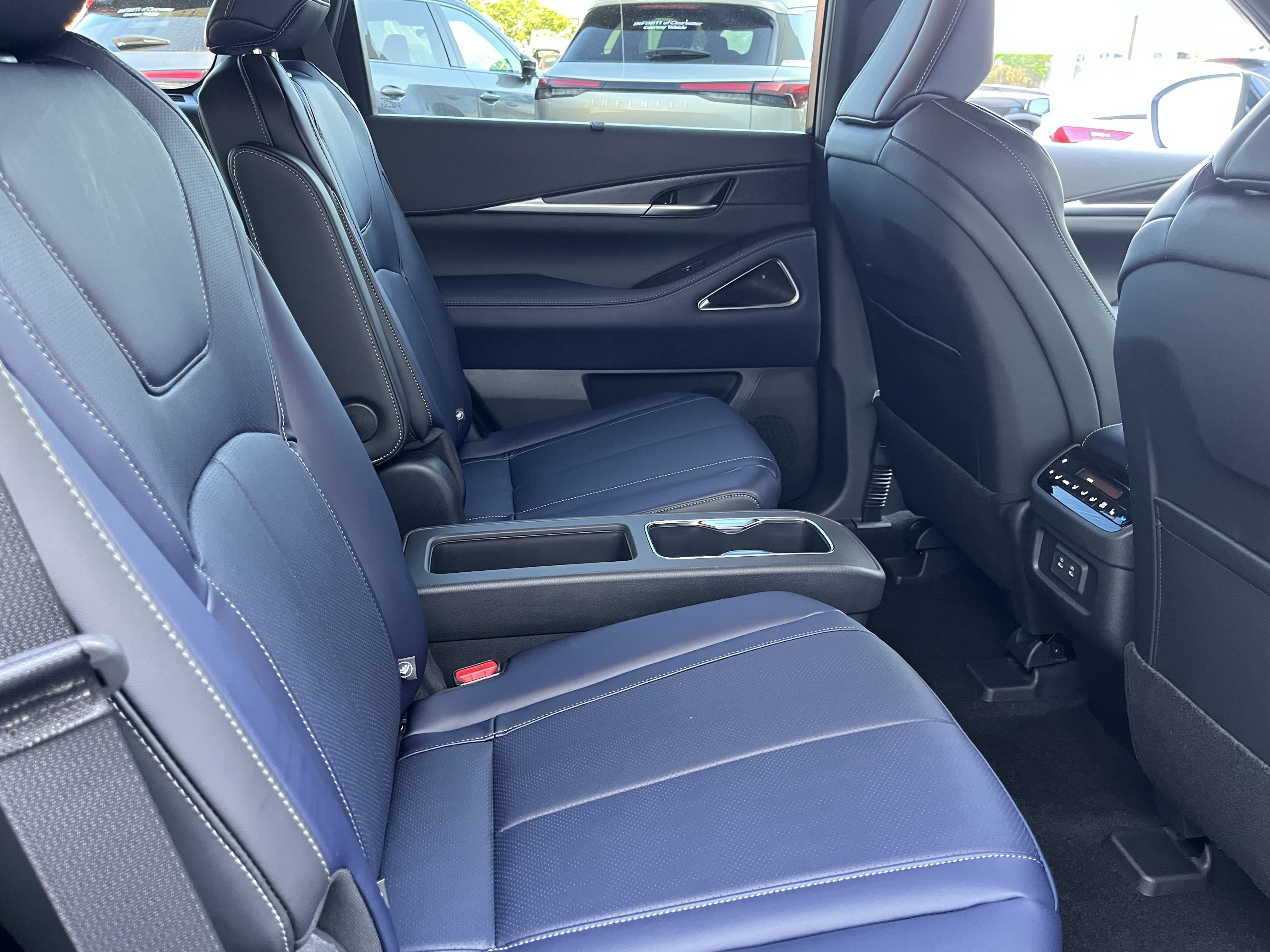 Used 2026 INFINITI QX60 Sport w/ Dark Cargo Package AWD/4WD image 21