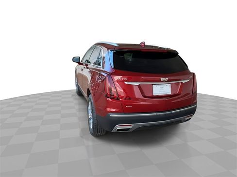 Certified 2023 Cadillac XT5 Premium Luxury w/ LPO, Floor Liner Package image 8