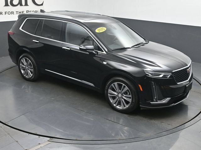 Used 2025 Cadillac XT6 Premium Luxury AWD/4WD image 45