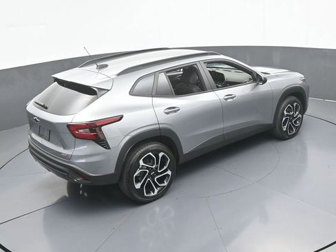 Used 2025 Chevrolet Trax RS w/ Driver Confidence Package image 50