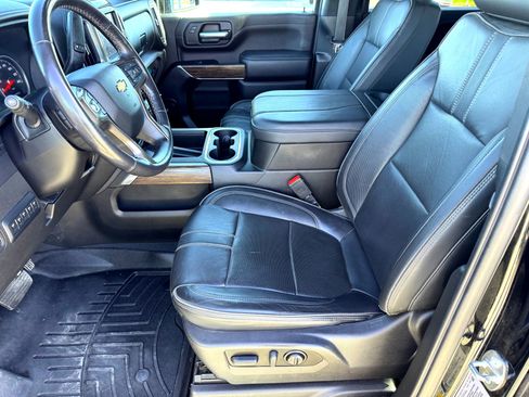 Used 2023 Chevrolet Silverado 2500 High Country w/ Z71 Off-Road Package image 12