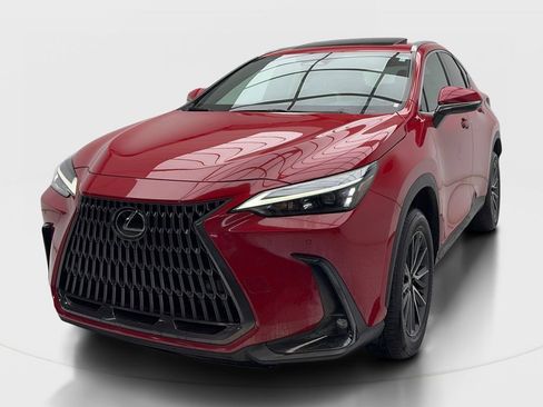 Used 2024 Lexus NX 250 FWD w/ Towing Package (2000 Lbs) image 4