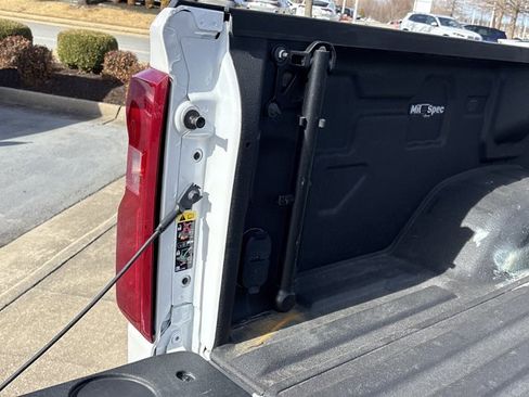 Used 2024 Chevrolet Silverado 3500 High Country w/ High Country Premium Package image 9