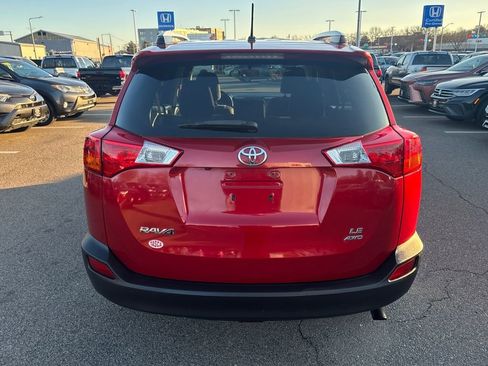 Used 2015 Toyota RAV4 LE image 6
