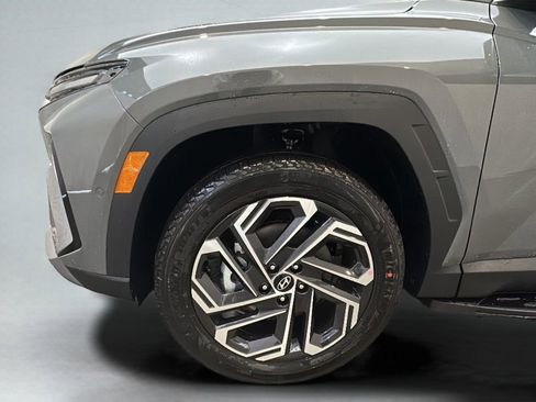 New 2026 Hyundai Tucson Limited AWD/4WD image 3