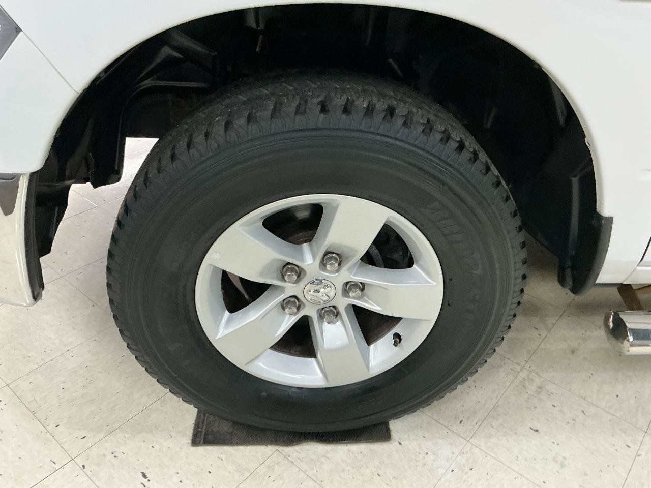 Used 2017 RAM 1500 Classic SLT AWD/4WD image 6