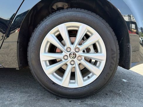 Used 2026 Toyota Corolla SE FWD image 13