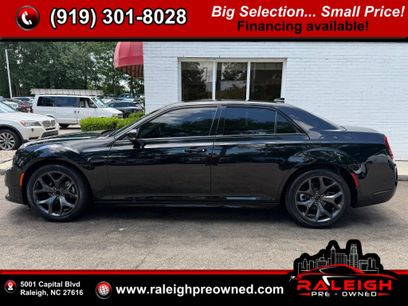 Used 2022 Chrysler 300 Touring L w/ Comfort Group