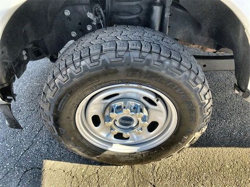 Used 2021 Ford F250 XL w/ Power Equipment Group image 10