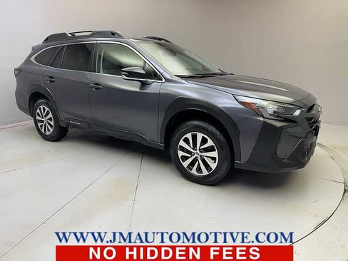 Used 2023 Subaru Outback Premium AWD/4WD image 7
