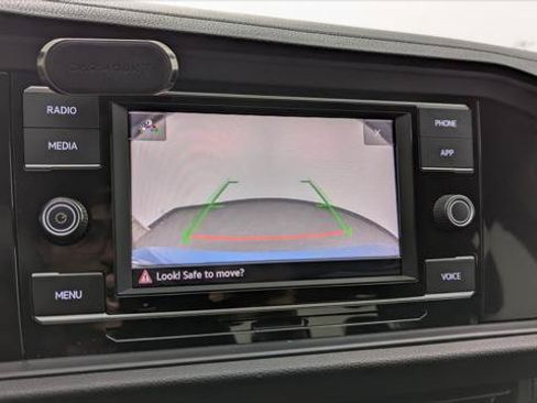 Used 2022 Volkswagen Jetta S FWD image 26