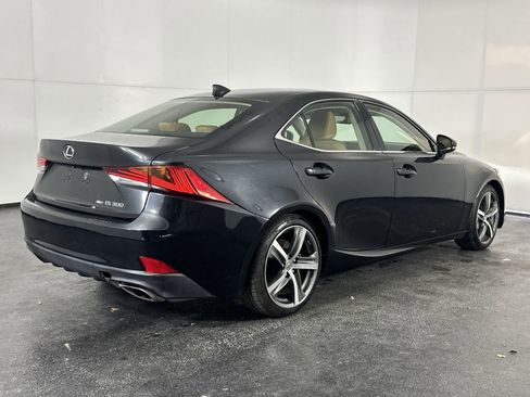 Used 2018 Lexus IS 300 AWD w/ Comfort Package image 8