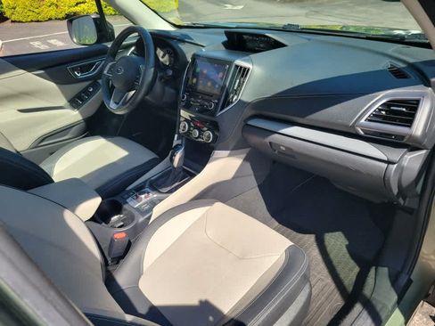 Used 2019 Subaru Forester Limited AWD/4WD image 26
