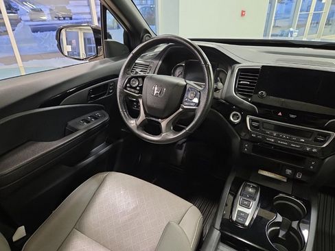 Used 2022 Honda Passport Elite image 17