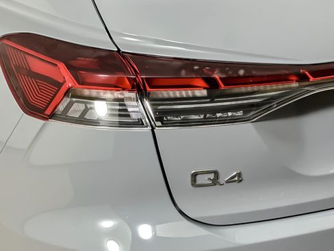 Certified 2023 Audi Q4 e-tron Premium Plus w/ Premium Plus RWD image 27