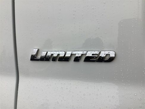 Used 2019 Toyota Tundra Limited image 22