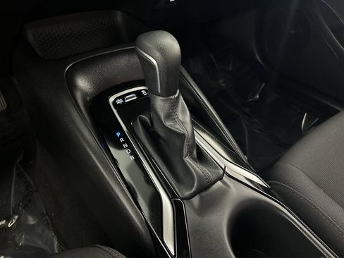 Used 2025 Toyota Corolla SE image 16
