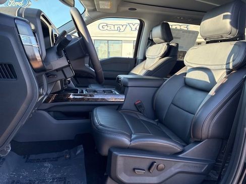 New 2026 Ford F250 Lariat w/ Lariat Ultimate Package image 18