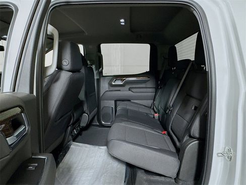 New 2026 GMC Sierra 1500 Elevation image 13