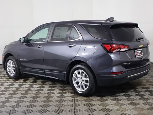 Used 2022 Chevrolet Equinox LT AWD/4WD image 9
