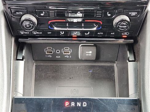 Used 2024 Jeep Grand Cherokee L Laredo image 17