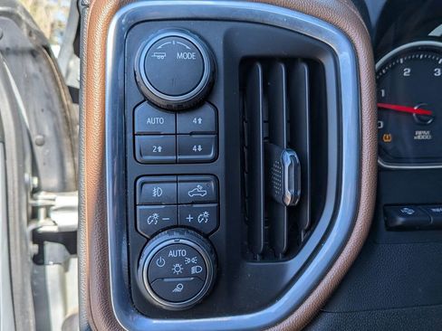 Used 2022 Chevrolet Silverado 3500 High Country w/ LPO, Hitch Package image 17