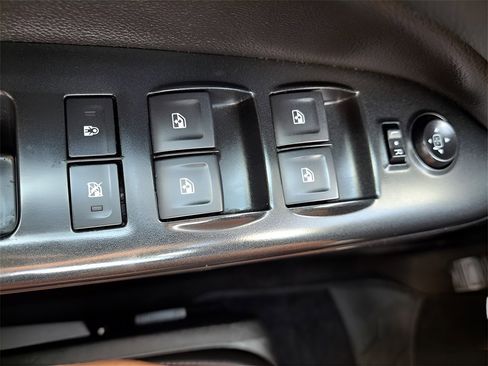 Used 2022 GMC Canyon AT4 w/ Trailering Package image 16