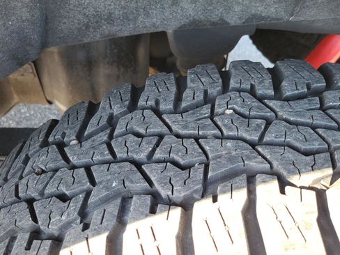 Used 2023 Chevrolet Silverado 2500 LTZ w/ LTZ Convenience Package image 31