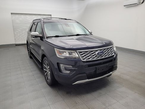 Used 2017 Ford Explorer Platinum image 13