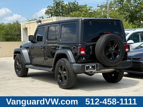 Used 2022 Jeep Wrangler Unlimited Sport AWD/4WD image 7