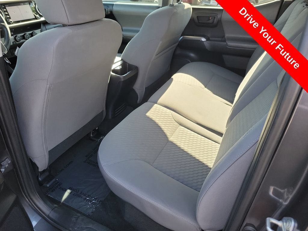 Used 2020 Toyota Tacoma SR5 RWD image 24