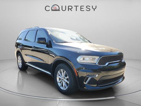 Certified 2022 Dodge Durango SXT image 4