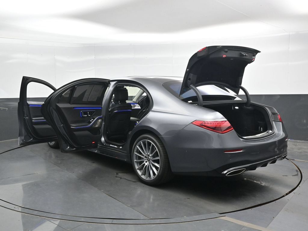 Used 2023 Mercedes-Benz S 580 4MATIC Sedan image 46