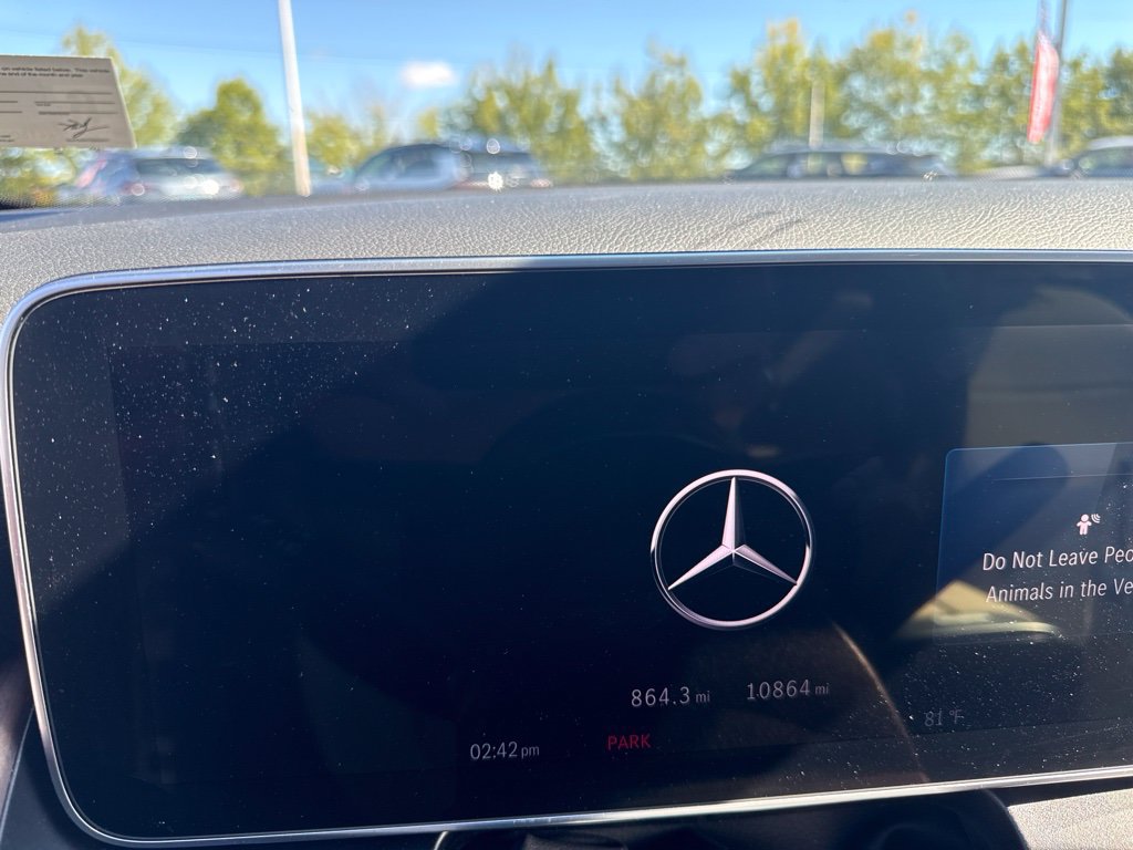 Used 2026 Mercedes-Benz GLC 300 4MATIC image 4