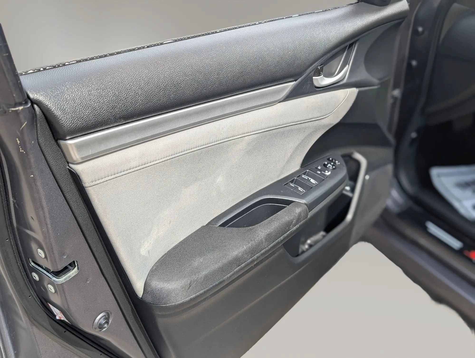 Used 2017 Honda Civic EX image 27