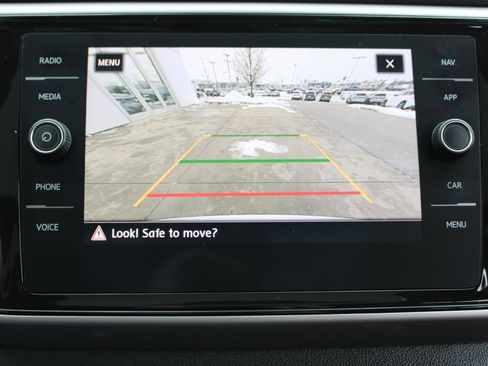 Certified 2021 Volkswagen Atlas SEL Premium image 18