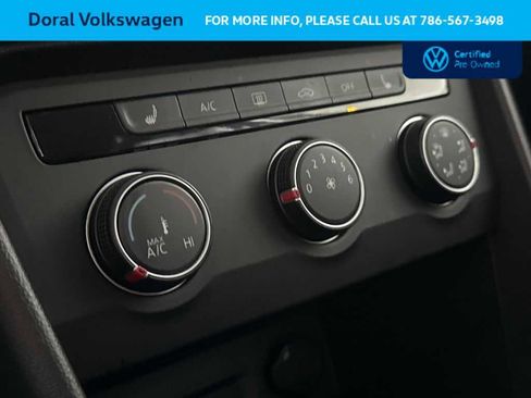 Used 2022 Volkswagen Taos SE FWD image 20