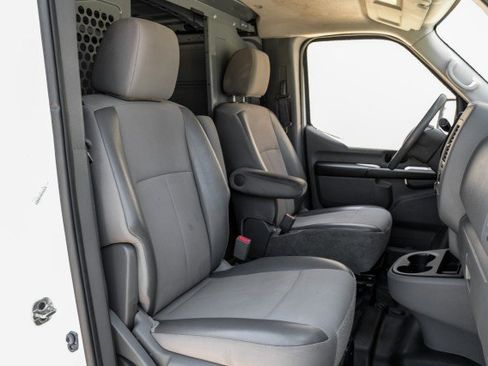 Used 2021 Nissan NV 2500 S RWD image 29