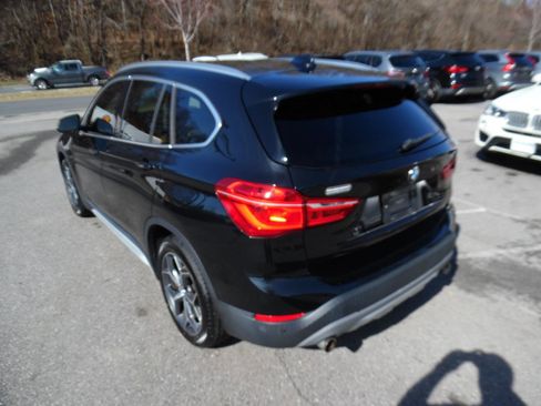 Used 2016 BMW X1 xDrive28i w/ Premium Package image 3