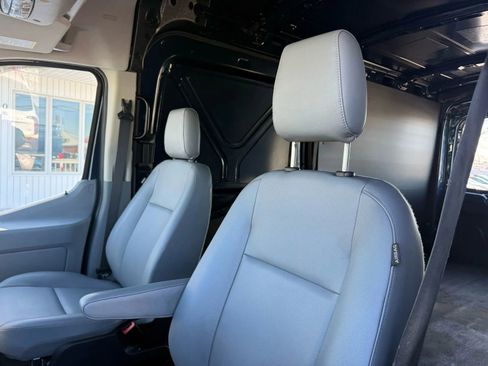 Used 2017 Ford Transit 250 Medium Roof w/Sliding Side Doo image 15