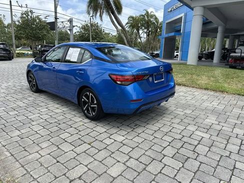 Used 2024 Nissan Sentra SV FWD image 32
