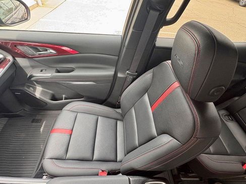 Used 2024 Chevrolet Traverse RS w/ LPO, Floor Liner Package image 18