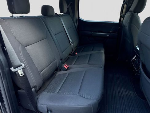 Certified 2022 Ford F150 XLT w/ Equipment Group 302A High image 20