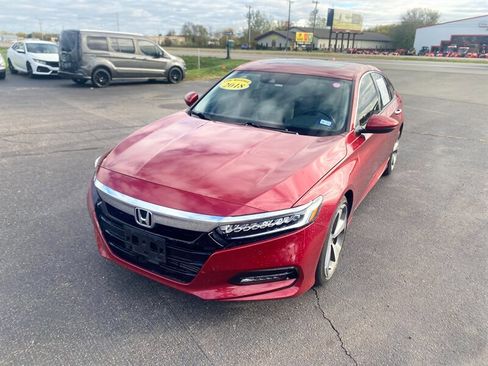 Used 2018 Honda Accord Touring image 4